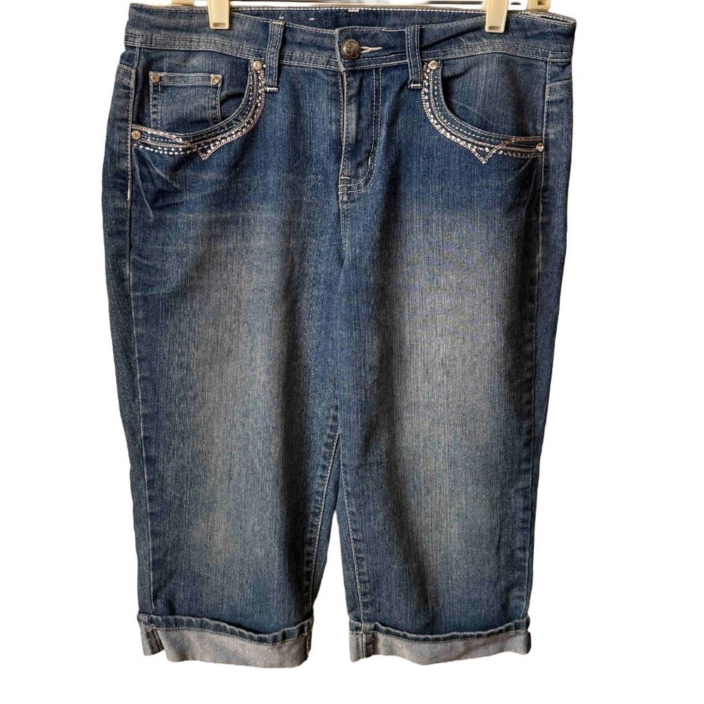EARL Jean Y2K Women’s Rhinestone Embellished Denim Capris Medium Wash Size 14